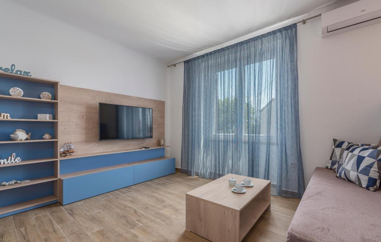 Apartmani Nena I Ilka Pula Exterior photo